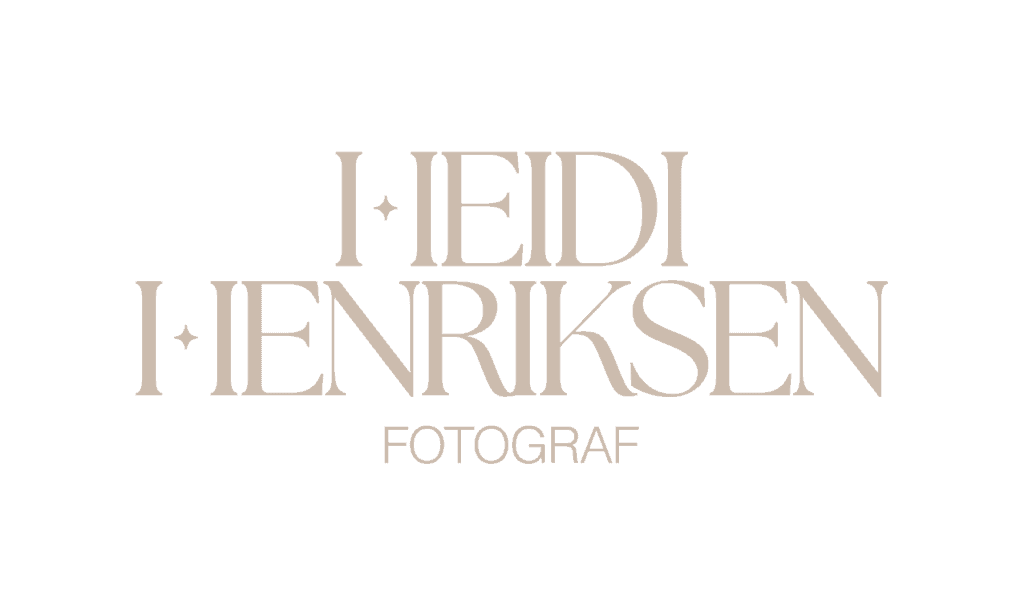 Logo for Heidi Henriksen fotografi, kreativ og profesjonell fotograftjeneste.